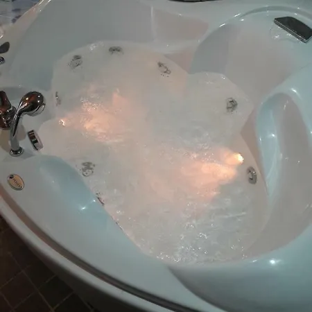 Bed & Breakfast Borgo Paradiso 3*